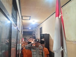Suasana Khidmat Saat Tahanan Polresta Banyuwangi Rayakan HUT ke-78 RI