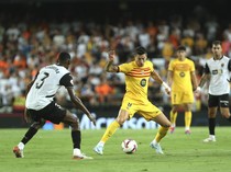 Lewandowski Brace, Barcelona Atasi Valencia