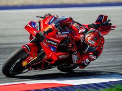 Bagnaia Ditanya Marquez dkk Nih, Ada Masalah Apa di Sprint Race?