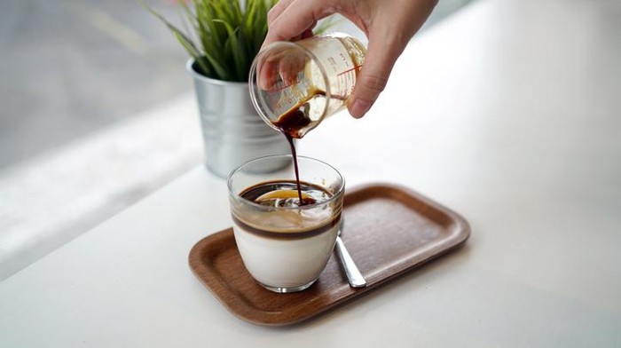 kopi campur yogurt