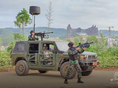 Rantis Maung MV3 Mobile Jammer, Mobil Anti-drone Buatan Dalam Negeri
