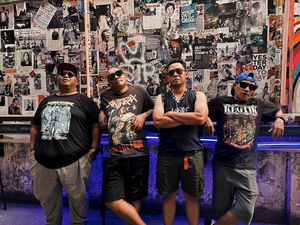 Melawan Batas, Random Rilis Album Ketiga Melawan Batas, Random Rilis Album Ketiga