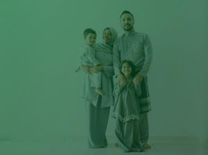 Hukum Menyalurkan Zakat ke Keluarga dan Kerabat