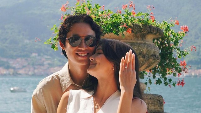 Highlight Dunia Hiburan InsertLive : Selamat! Amanda Rawles dan Adriel Susanteo Resmi Menikah