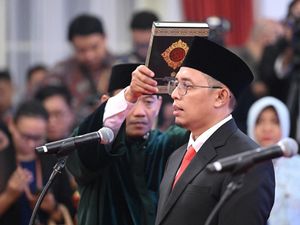 Hasan Nasbi Sebut Jubir Presiden Tak Ditentukan Jumlahnya, Bisa 5-6 Orang Hasan Nasbi Sebut Jubir Presiden Tak Ditentukan Jumlahnya, Bisa 5-6 Orang