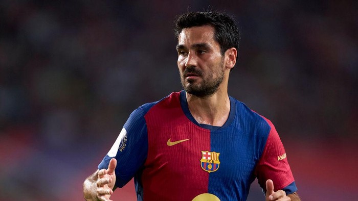 BARCELONA, SPAIN - AUGUST 12: Ilkay Gundogan of FC Barcelona looks on during the Joan Gamper Trophy match between FC Barcelona and AS Monaco at Estadi Olimpic Lluis Companys on August 12, 2024 in Barcelona, Spain. (Photo by Pedro Salado/Getty Images)