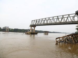 Perbaikan Jembatan Lalan Dibebankan Penuh ke Pemilik Kapal Tongkang Perbaikan Jembatan Lalan Dibebankan Penuh ke Pemilik Kapal Tongkang