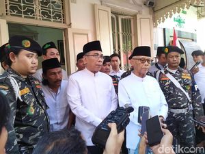 Respons Menohok Gus Yahya soal Mubes Ulama Sebut PBNU Adu Domba Respons Menohok Gus Yahya soal Mubes Ulama Sebut PBNU Adu Domba