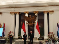 Palestina Anugerahi Menlu Retno Bintang Tanda Jasa