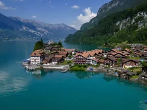 Danau-danau Indah di Swiss Simpan Rahasia Berbahaya Danau-danau Indah di Swiss Simpan Rahasia Berbahaya