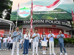 Seru! Penyanyi-Ojol Nyanyi Bareng Lagu Nasional Kolaborasi Le Minerale