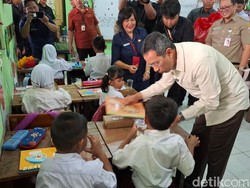 Uji Coba Makan Bergizi Gratis di Jakarta, Heru Budi: Dimulai dari SD
