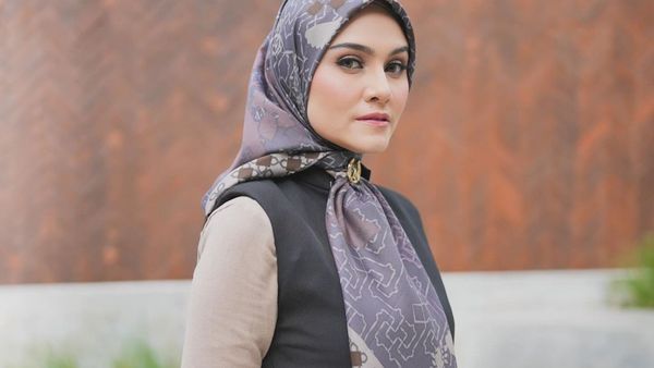 Foto Zee Zee Shahab, Suaminya Prabu Revolusi Dilantik Jadi Dirjen IKP Kominfo