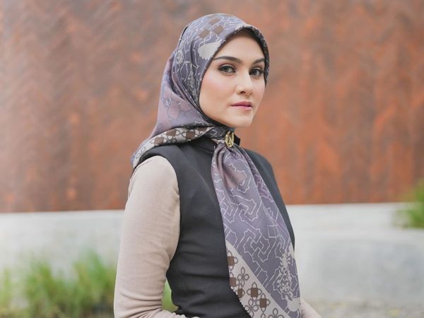 Foto Zee Zee Shahab, Suaminya Prabu Revolusi Dilantik Jadi Dirjen IKP Kominfo