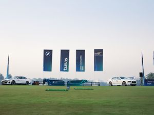 BMW Tunas Gelar Kompetisi Golf Berhadiah Mobil BMW Tunas Gelar Kompetisi Golf Berhadiah Mobil
