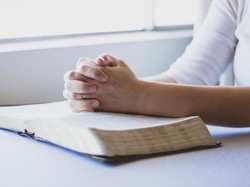 Kalender Jawa Jumat Kliwon 19 Desember 2025: Hari Tidak Baik Raih Keinginan