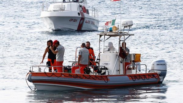 Kapal Pesiar Tenggelam di Sisilia, Pencarian Korban Terus Dilakukan