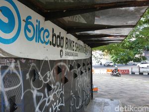 Shelter Bike Sharing di Dipatiukur Bandung Bakal Dibongkar Shelter Bike Sharing di Dipatiukur Bandung Bakal Dibongkar
