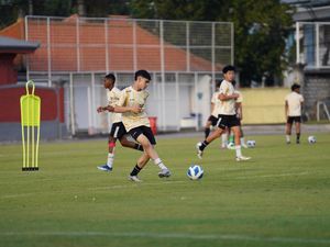 Timnas Indonesia U-16 Kini Mulai Latihan Taktik Timnas Indonesia U-16 Kini Mulai Latihan Taktik