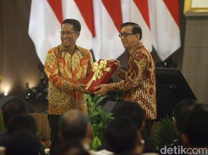 Serahkan Jabatan ke Supratman, Yasonna Ungkit Jadi Menkumham Terlama