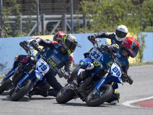 Pebalap Asal Boyolali Ikut Latihan di Akademi Valentino Rossi Pebalap Asal Boyolali Ikut Latihan di Akademi Valentino Rossi
