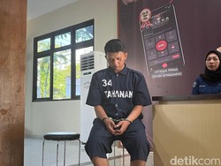 Pria di Semarang Tabrakkan Motornya ke Pemotor Lain gegara Saling Pandang