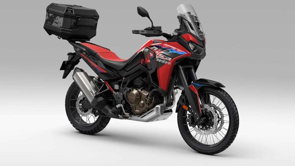 Lihat Lebih Dekat Honda Africa Twin 2025 dengan Warna Baru