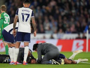 Momen Horor Rodrigo Bentancur Pingsan di Laga Leicester Vs Tottenham Momen Horor Rodrigo Bentancur Pingsan di Laga Leicester Vs Tottenham