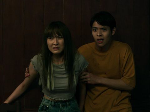Serial Thailand Terror Tuesday: Extreme (2024) Poon Mitpakdee and Narupornkamol Chaisang dalam serial Thailand Terror Tuesday: Extreme (2024). (Netflix via IMDb)