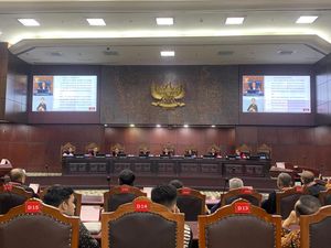 Anwar Usman Juga Ikut Putuskan Partai Tanpa Kursi DPRD Bisa Usung Cagub Anwar Usman Juga Ikut Putuskan Partai Tanpa Kursi DPRD Bisa Usung Cagub