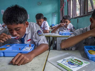 Nyamm...10.314 Siswa di Cilegon Dapat Makan Gratis