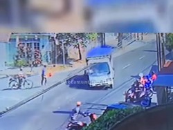 Kakek Pengayuh Ontel Tertabrak Truk Saat Menyeberang di Muntilan Magelang