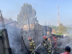 3 Rumah di Padalarang Hangus Dilalap Api