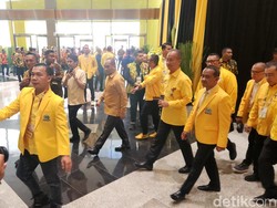 Bahlil Tiba di Munas Golkar Jelang Ditetapkan sebagai Ketum