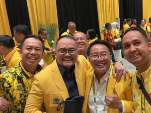 Dodi Reza Alex Noerdin Bebas, Titip Salam untuk Masyarakat Sumsel Dodi Reza Alex Noerdin Bebas, Titip Salam untuk Masyarakat Sumsel