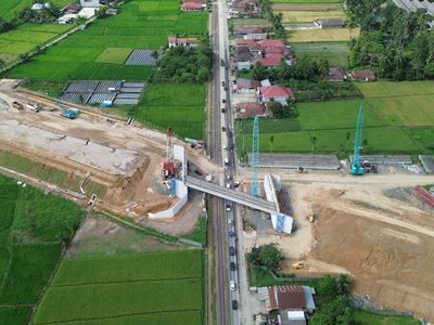 Foto Udara Progres Proyek Jalan Tol Padang-Sicincin