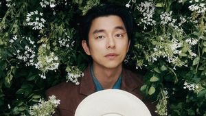 7 Gaya Gong Yoo Jadi Koboi, Ganteng Maksimal Pakai Baju Serba Louis Vuitton