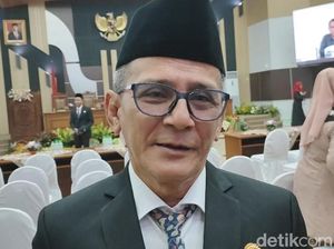 Gus Shobih Tetap Hadiri Pelantikan DPRD Pasuruan Meski Sudah Dipecat PKB Gus Shobih Tetap Hadiri Pelantikan DPRD Pasuruan Meski Sudah Dipecat PKB