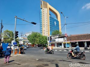 Sebagian Daerah di Jatim Akan Diguyur Hujan Ringan di Awal Minggu