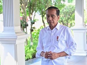 Jawaban Jokowi Soal Perppu hingga Rencana Kaesang ke Pilgub Jawaban Jokowi Soal Perppu hingga Rencana Kaesang ke Pilgub