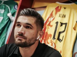 5 Kiper dengan Penyelamatan Terbanyak di Liga 1: 2 Pemain Tembus 100 Save 5 Kiper dengan Penyelamatan Terbanyak di Liga 1: 2 Pemain Tembus 100 Save