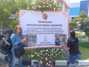 JAAN Hadiri Sidang Kasus Agus Landak Pembacok Anjing Lato di PN Solo JAAN Hadiri Sidang Kasus Agus Landak Pembacok Anjing Lato di PN Solo