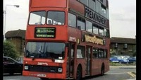 Meme bus bertingkat-tingkat untuk menampung skuad Chelsea. Foto: dok. Internet/X (Twitter)