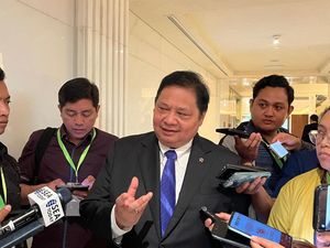 Airlangga soal Bahlil Bilang Raja Jawa: Bukan Zaman Sekarang Airlangga soal Bahlil Bilang Raja Jawa: Bukan Zaman Sekarang