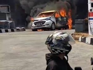 Minibus di Bengkulu Terbakar Setelah Isi BBM