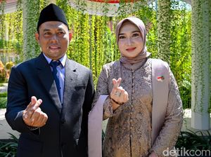 Sah! 2 Pasangan Suami Istri Ini Dilantik Jadi Anggota DPRD Banyuwangi Sah! 2 Pasangan Suami Istri Ini Dilantik Jadi Anggota DPRD Banyuwangi