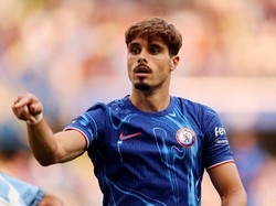 Chelsea Berikan Nomor Punggung Sterling ke Pedro Neto