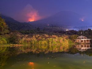Pendakian Gunung Guntur Kembali Dibuka Usai Kebakaran, Ini Syaratnya Pendakian Gunung Guntur Kembali Dibuka Usai Kebakaran, Ini Syaratnya