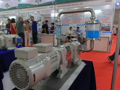 Saat Mesin Industri-Produk Elektronik China Serbu Pasar Indonesia