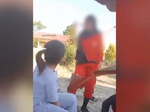 Siswi SD di Sulsel Di-bully Sampai Masuk RS, Leher Dipelintir